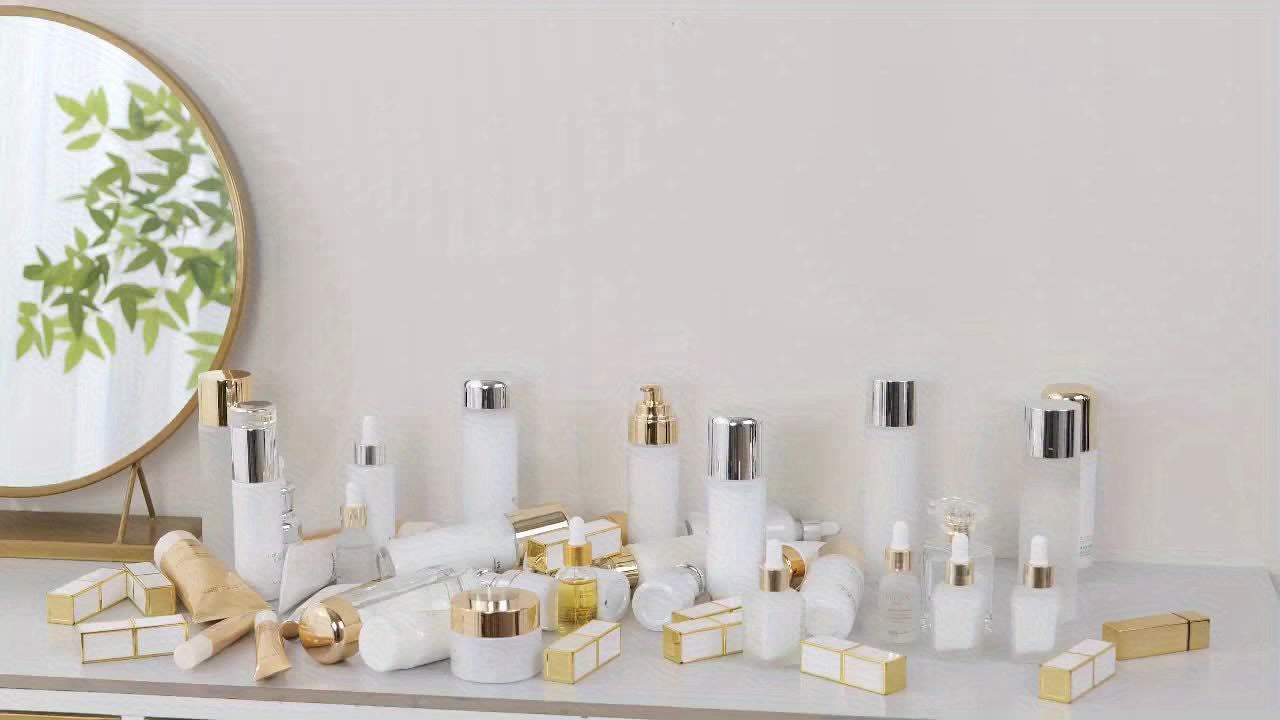 1pc Double Layer Bathroom Storage Rack 2 Tier Bathroom Organizer for Perfumes and Makeups Skincare Toiletries Modern Desktop Storage Holder