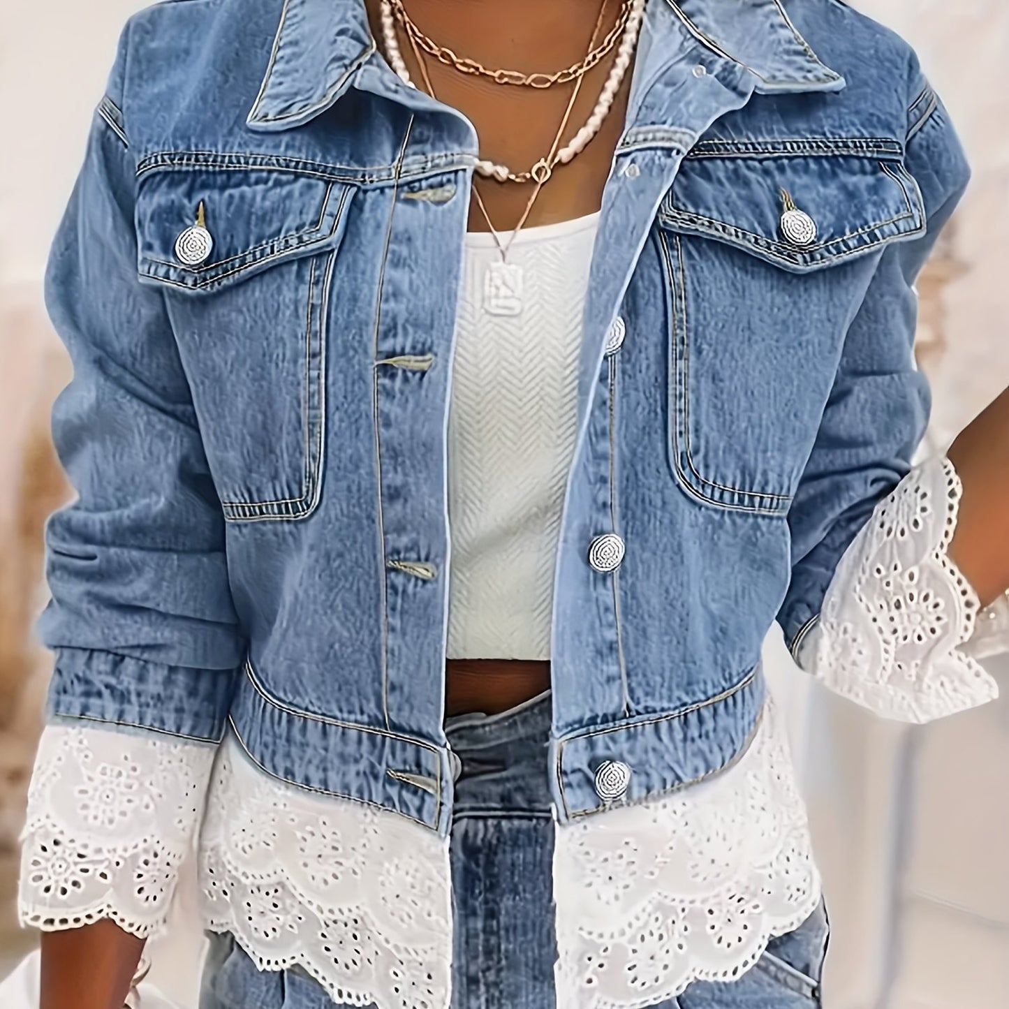 Women's Stylish Lace-Trimmed Cropped Denim Jacket - Casual Long Sleeve Jean Coat with Flap Pockets, Button-Up Front, Perfect for Spring & Fall